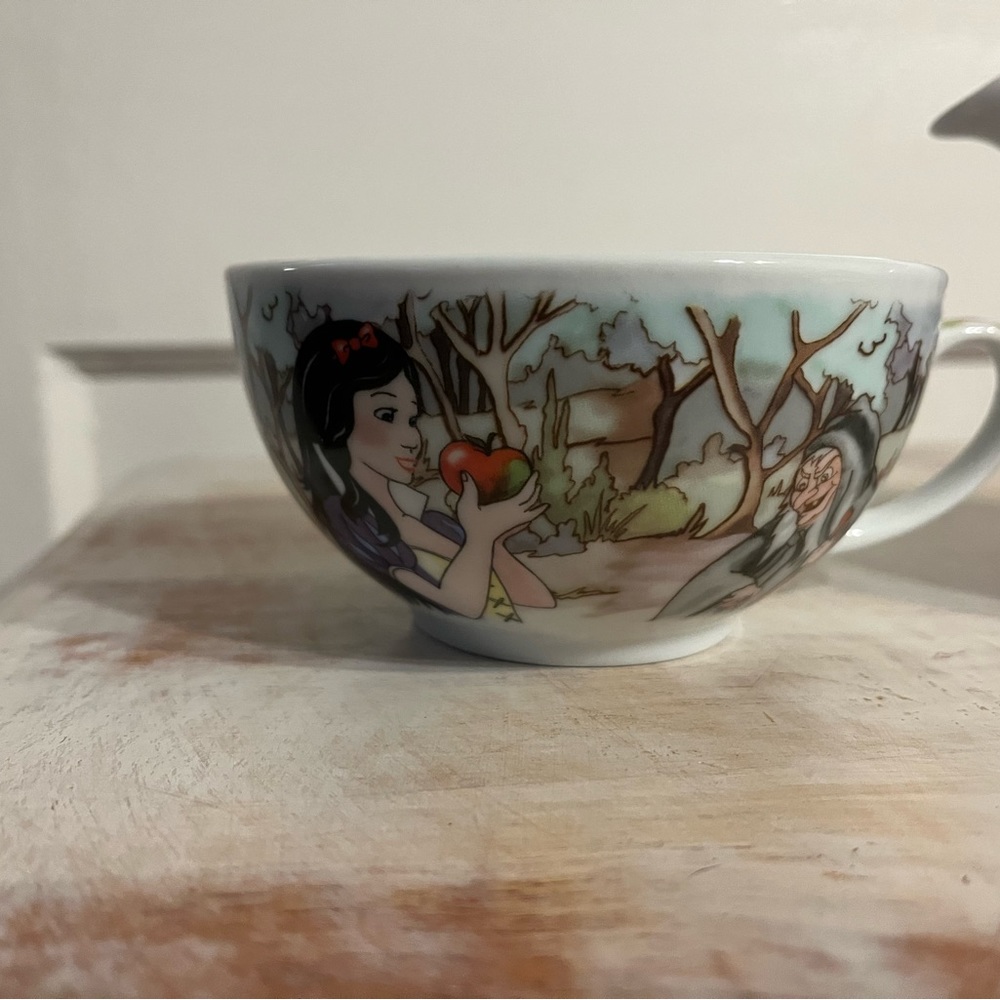 PAUL CARDEW 2012 Snow White Poisoned Apple Porcelain Teapot *England - Picture 5 of 11
